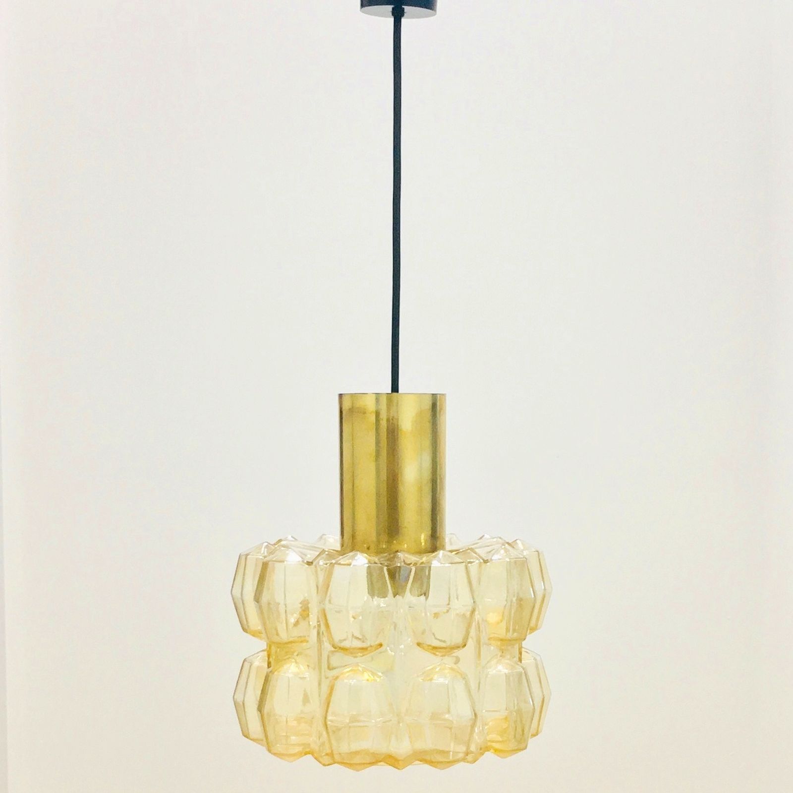 Grote Mid Century Amber Bubbelglas & Messing Plafondlamp Van Helena Tynell Voor Limburg, Duitsland, Jaren 1960
