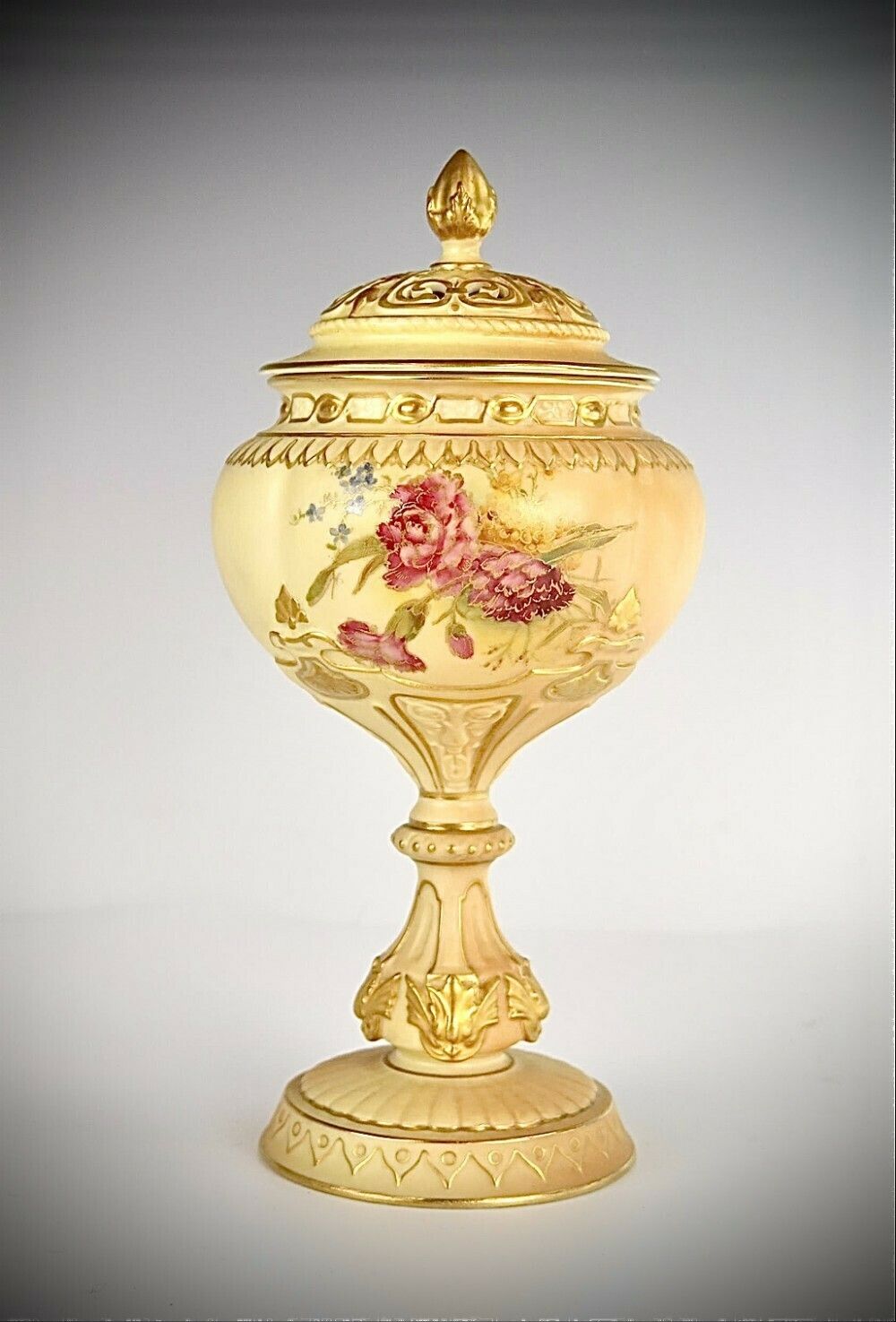 photo furniture Antique Royal Worcester Blush Ivory Pot Pourri Pedestal Vase