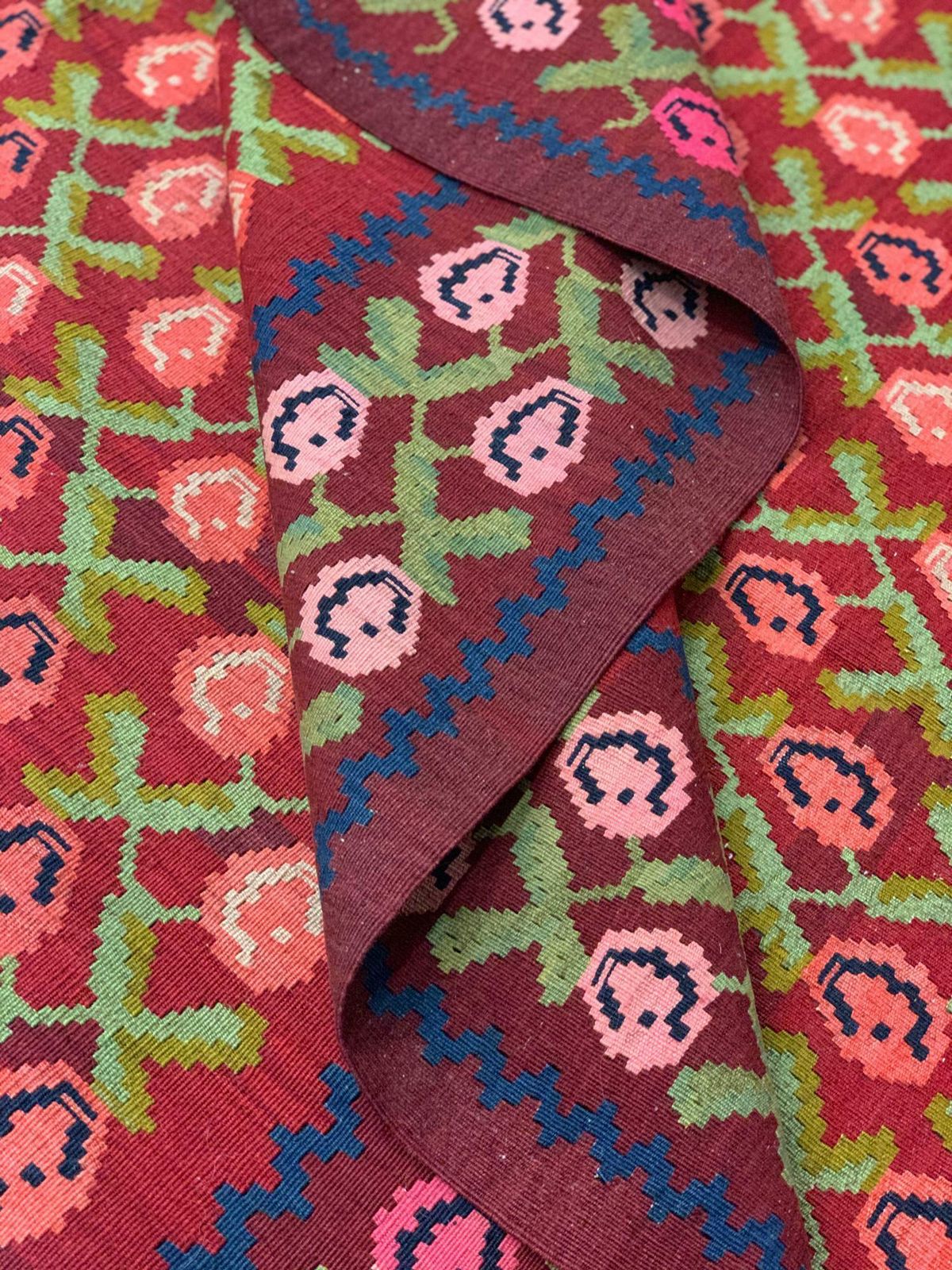 photo furniture Rare Handmade Carpet Antique Armenian Kilim Rug Traditional Floral Kilim