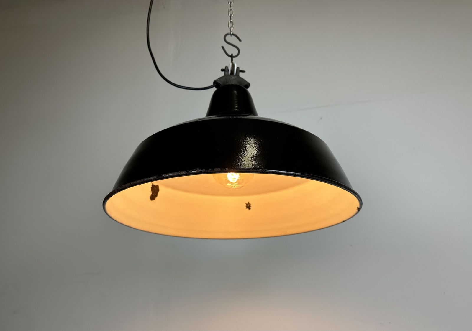photo for sale Industrial Black Enamel Factory Lamp With Cast Iron Top, 1950s