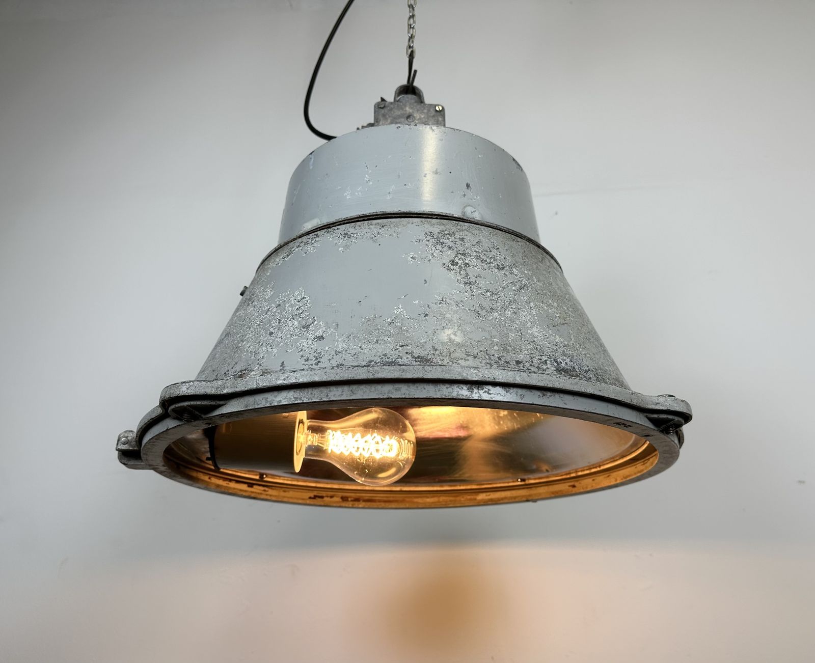 photo furniture Industrial Polish Cast Aluminium Factory Pendant Lamp From Mesko, 1970s
