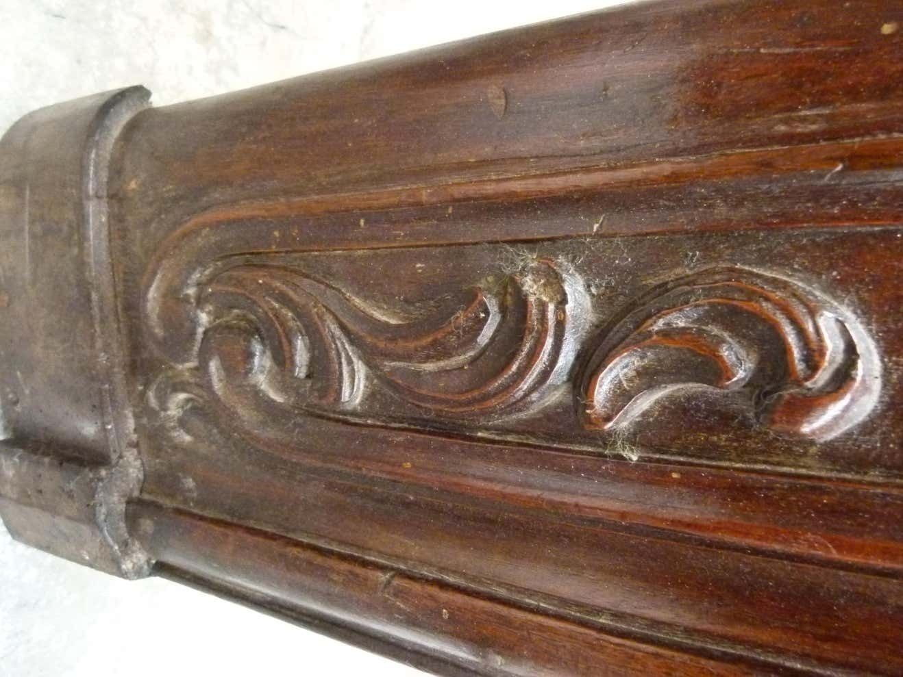 Louis XVI Style Wooden Carved Fireplace Mantel photo vinterior