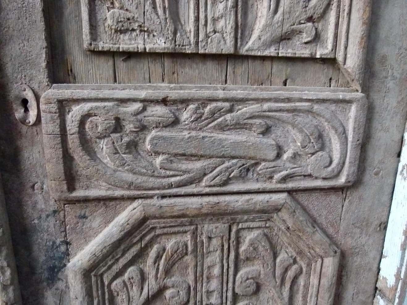 19th Century Wooden Double Front Door In Art Nouveau Style, Spain photo vinterior