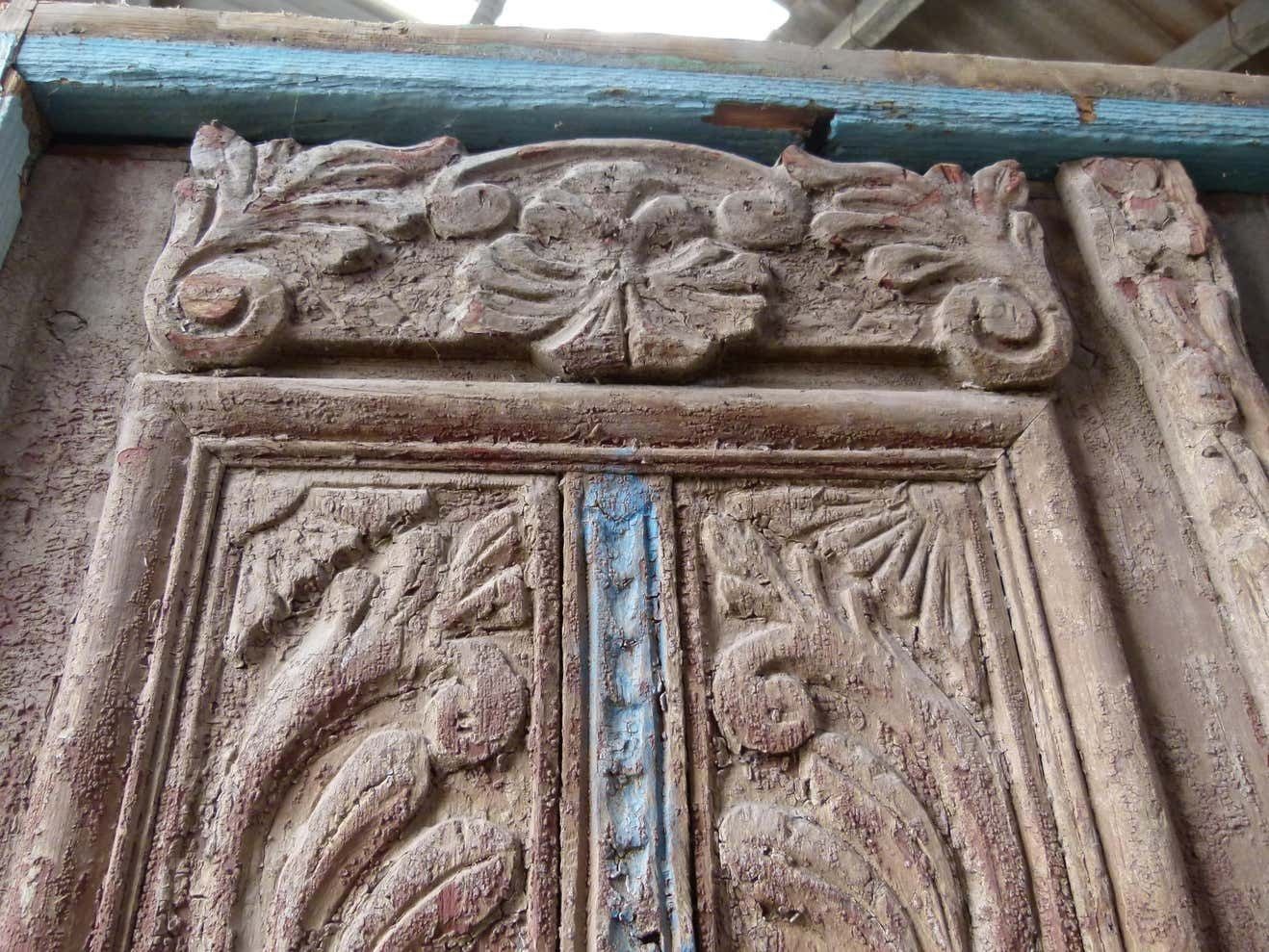 19th Century Wooden Double Front Door In Art Nouveau Style, Spain photo vintage