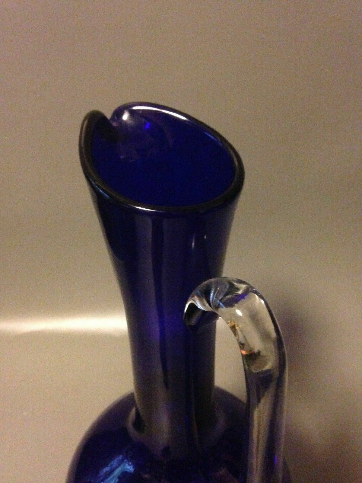 Mid Century Cobalt Blue Art Glass Carafe Water Jug Decanter Applied Handle photo vinterior
