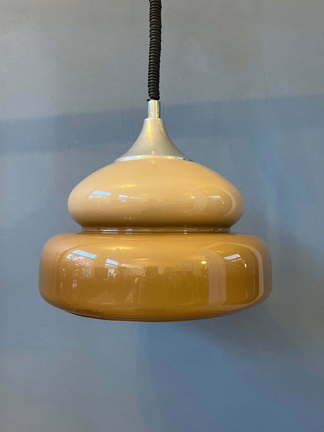 Mid Century Space Age Hanglamp — Vintage Beige Armatuur photo buy