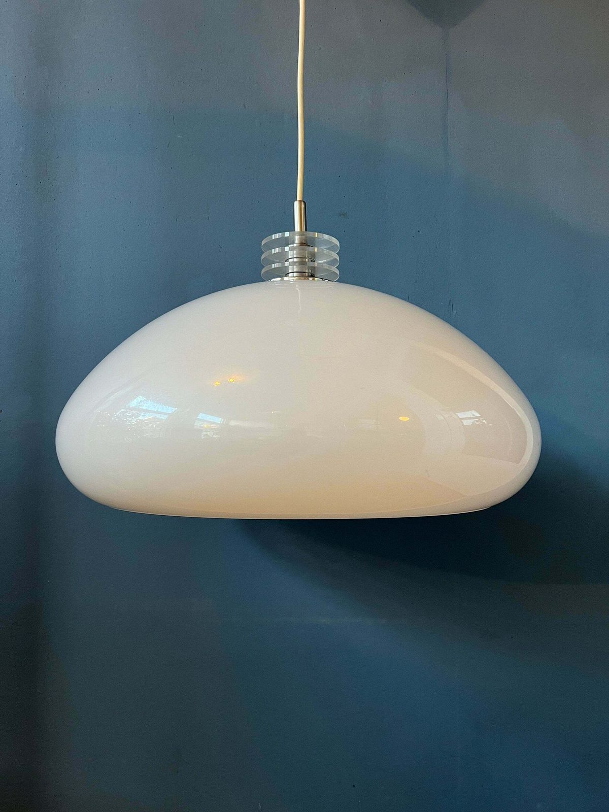 photo for sale Mushroom Hanglamp – Wit Space Age Verlichtingsarmatuur