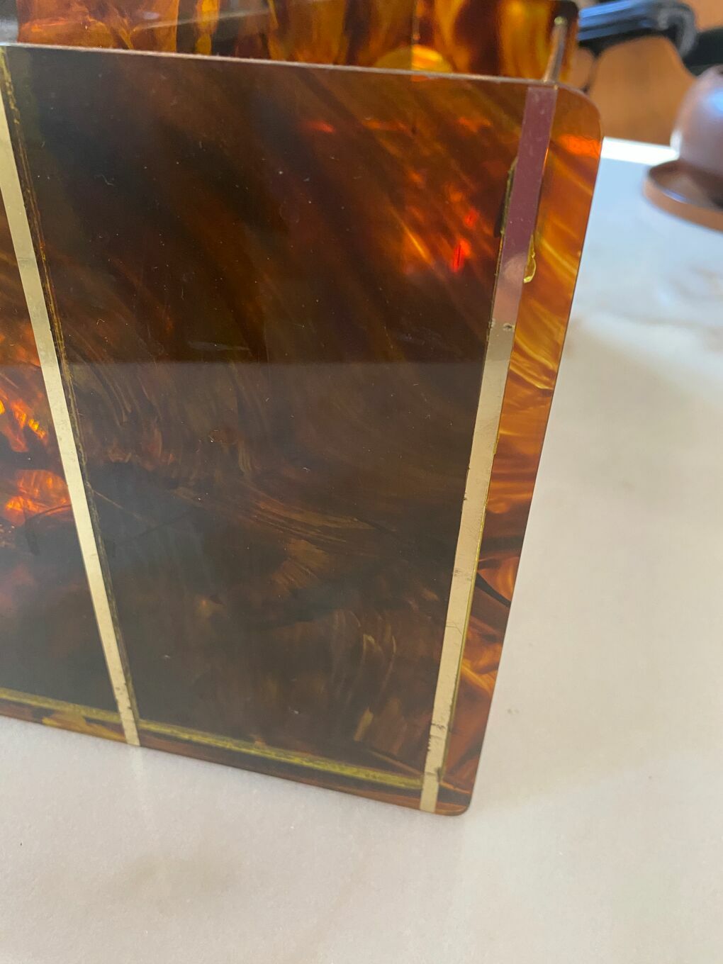 Maison Mercier Paris Magazine Rack In Lucite Tortoiseshell And Brass, 1970 photo vinterior