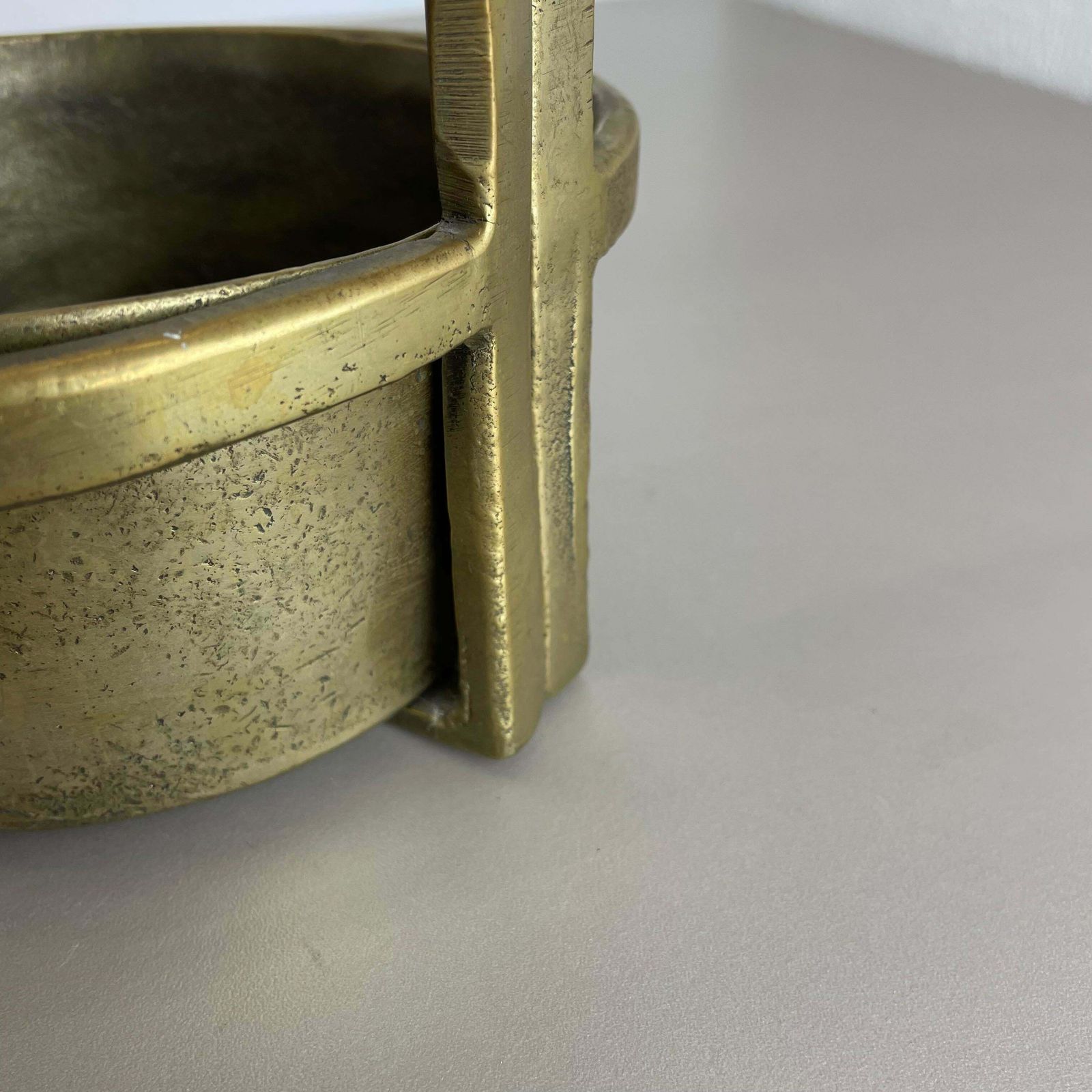 Orig. 4,4kg Hollywood Regency Solid Brutalist Brass Umbrella Stand, Italy, 1970 photo vinterior