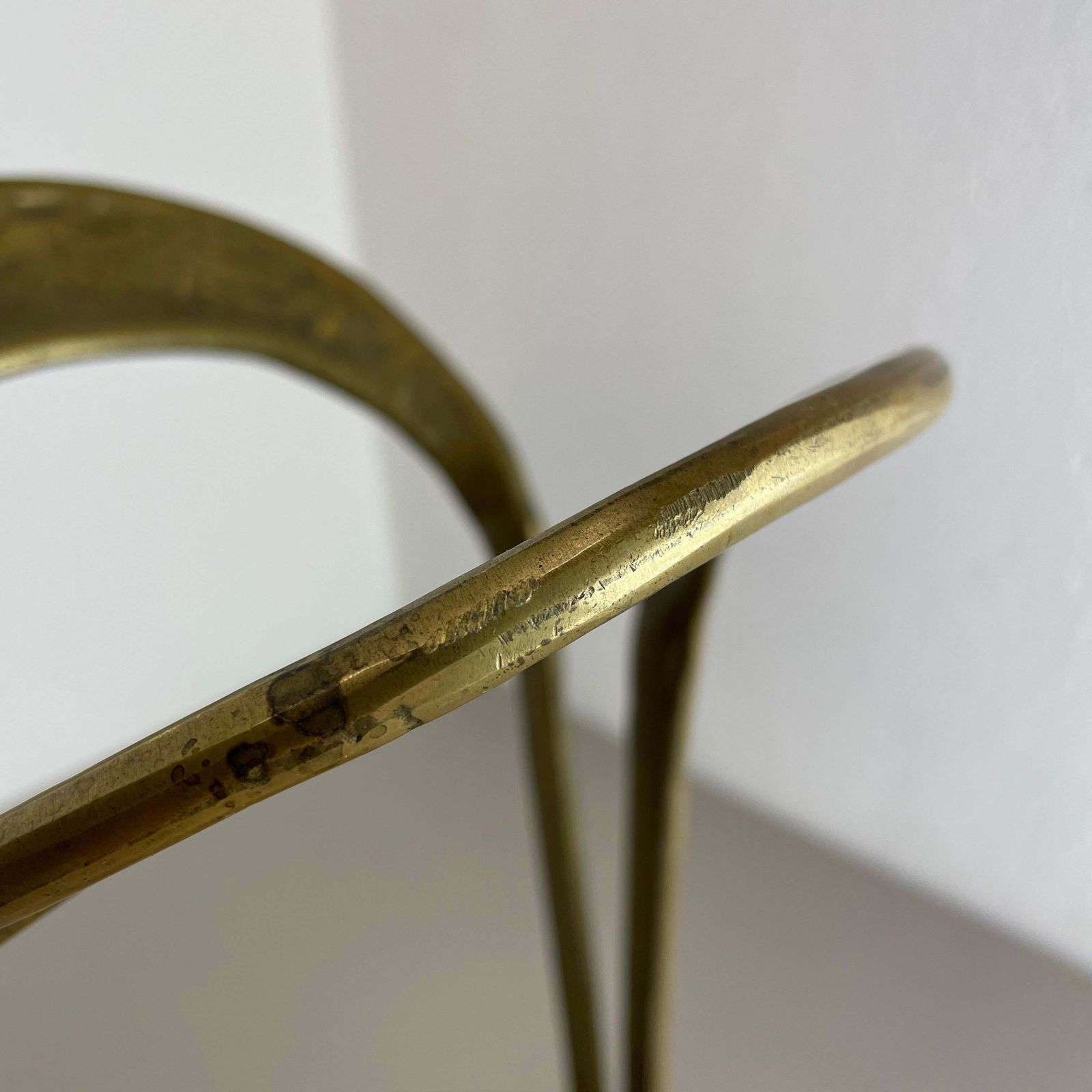 photo furniture Orig. 4,4kg Hollywood Regency Solid Brutalist Brass Umbrella Stand, Italy, 1970