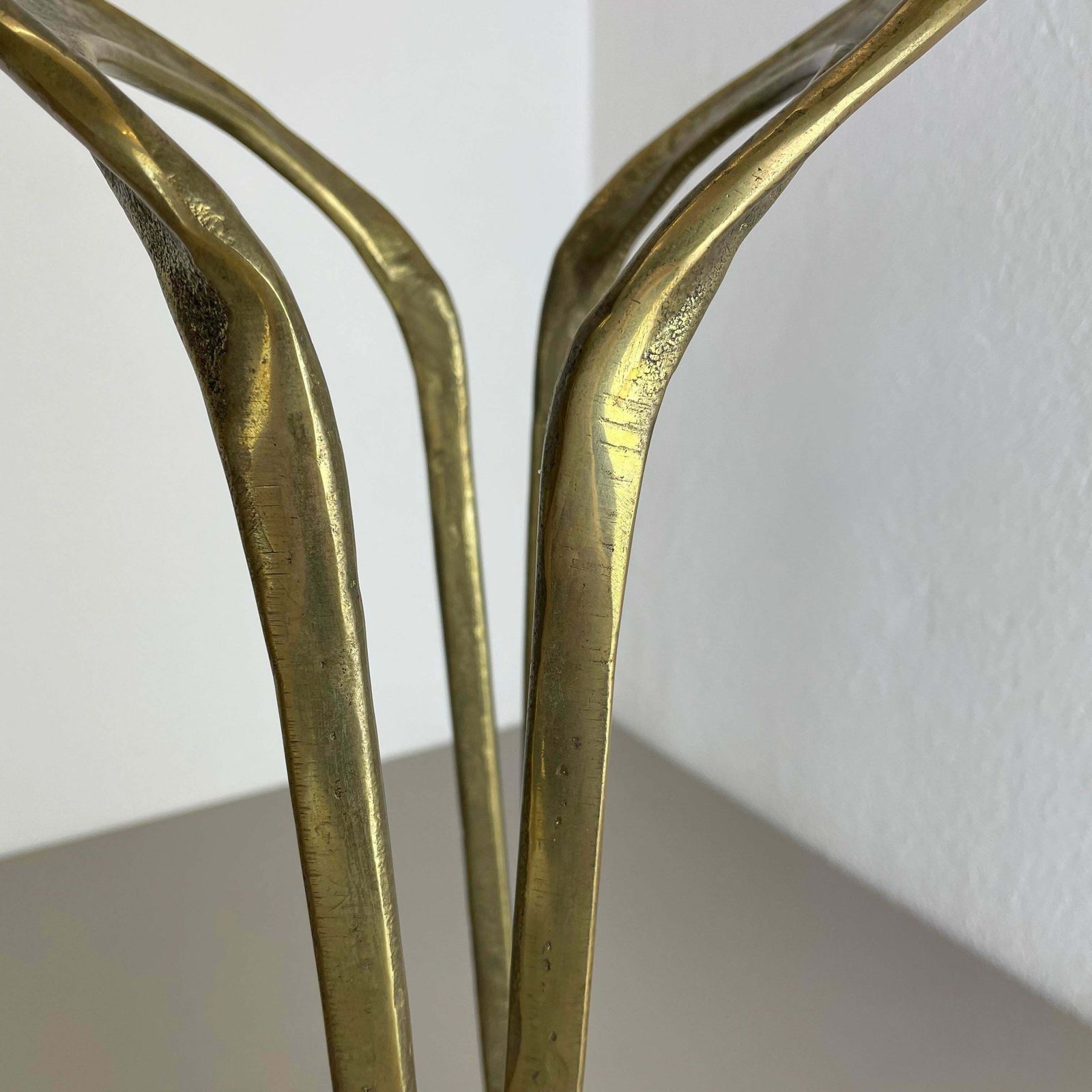 1316.0 Orig. 4,4kg Hollywood Regency Solid Brutalist Brass Umbrella Stand, Italy, 1970 photo