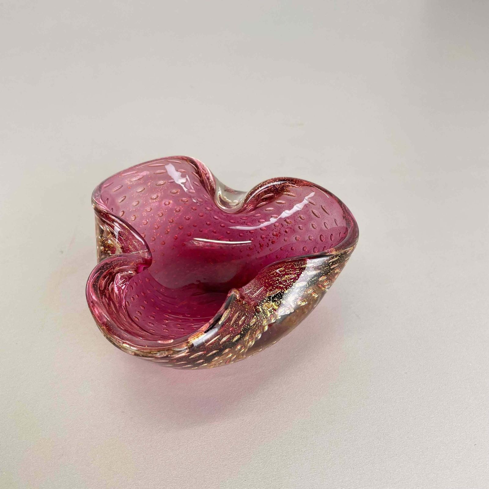 Murano Glass Pink Gold Dust Bowl Element Shell Ashtray Murano Italy 1970s photo Home Decor