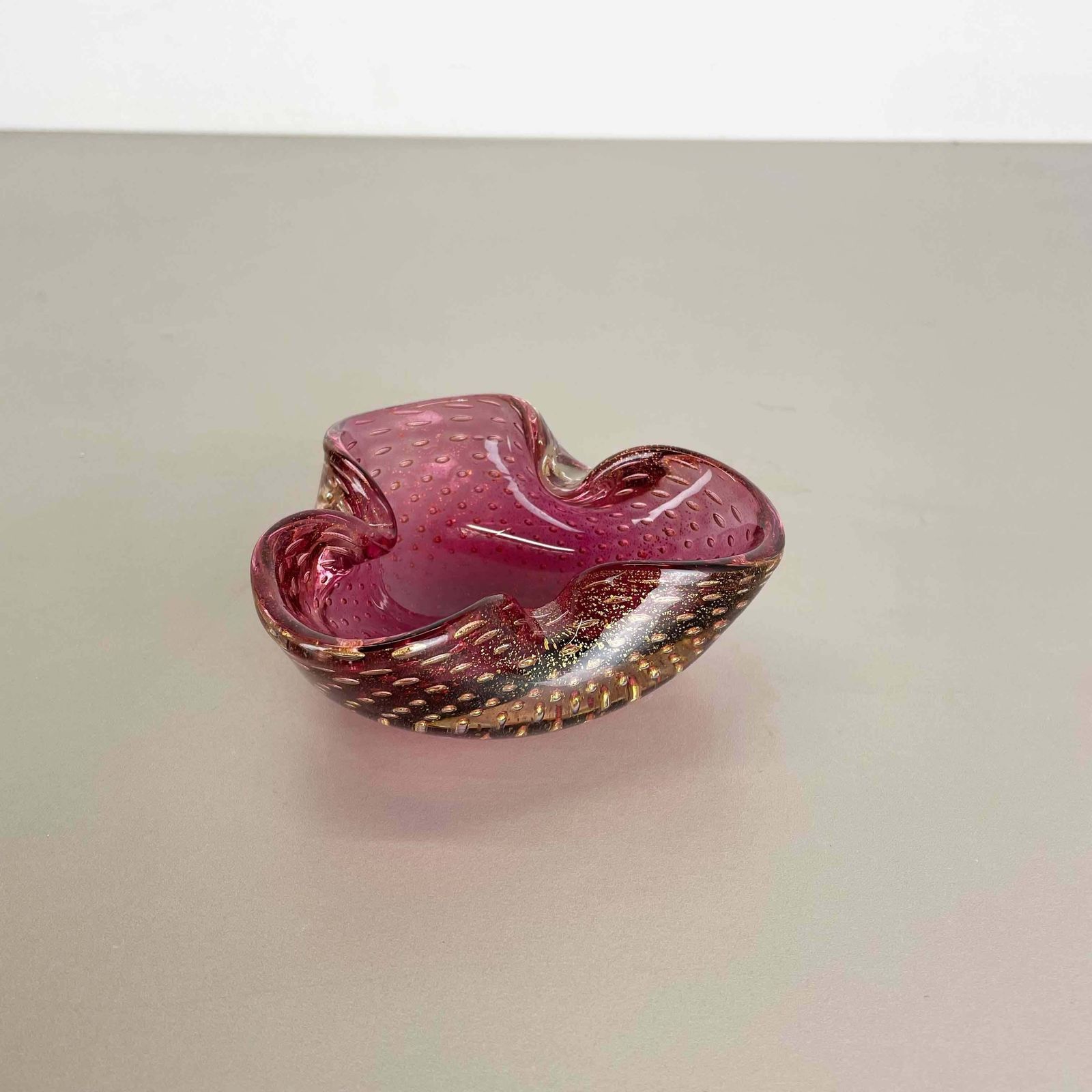 Murano Glass Pink Gold Dust Bowl Element Shell Ashtray Murano Italy 1970s photo 537.0