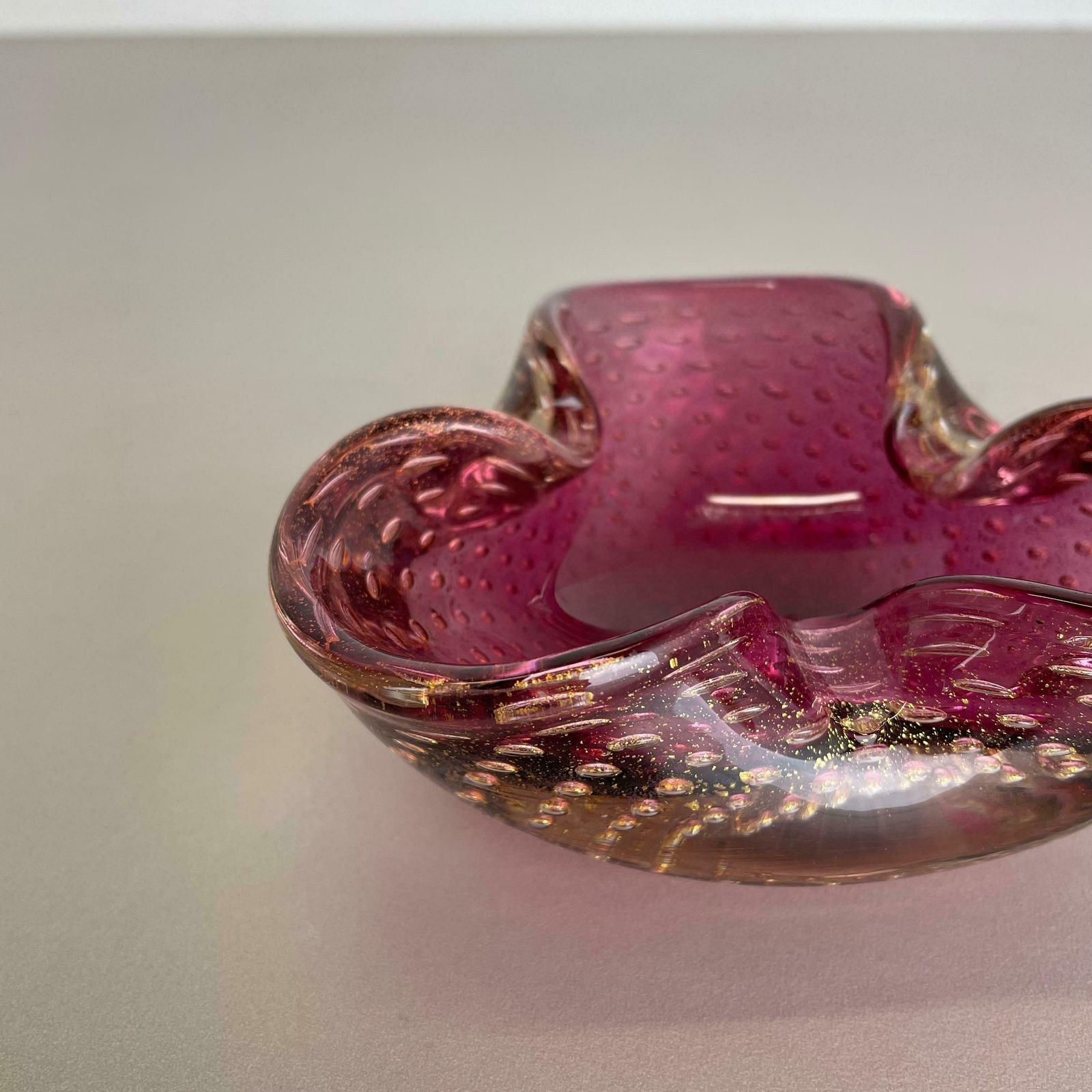 photo for sale Murano Glass Pink Gold Dust Bowl Element Shell Ashtray Murano Italy 1970s