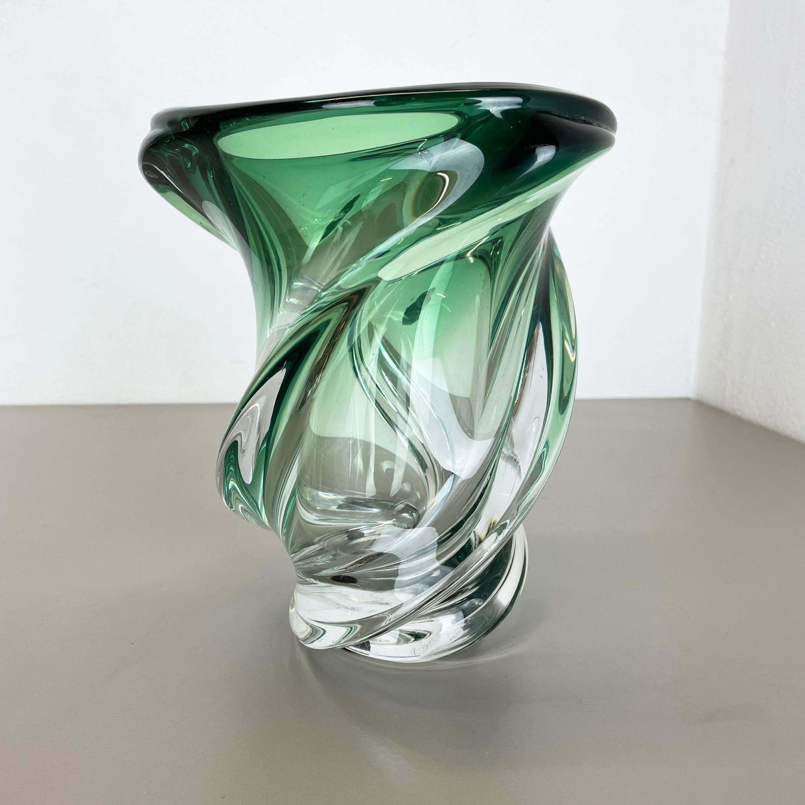Heavy 5,1kg Crystal Wave Glass Vase Object By Val Saint Lambert Belgium 1960s photo vinterior