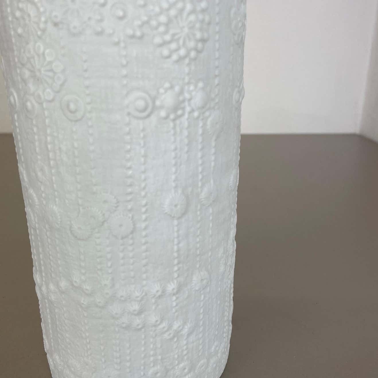 Large Op Art Vase Porcelain Vase By Martin Freyer For Rosenthal, Germany photo vinterior