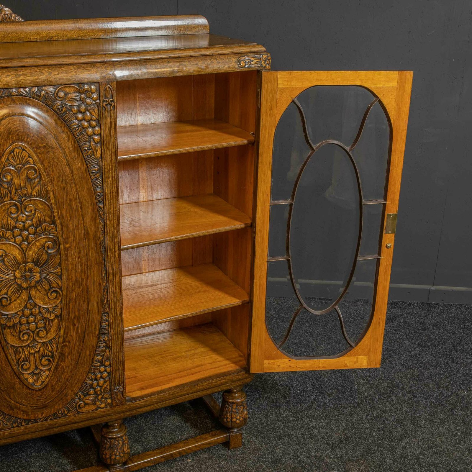 Early 20th Century Carved Oak Bookcase photo 2950.0