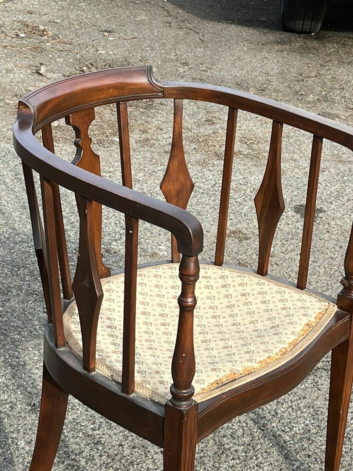 Antique Mahogany Armchair , Superb Quality. photo Furniture
