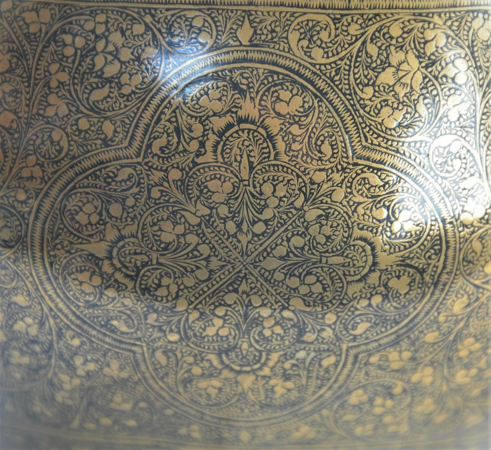Antique Anglo Indian Engraved And Enamelled Brass Planter Pot photo vinterior