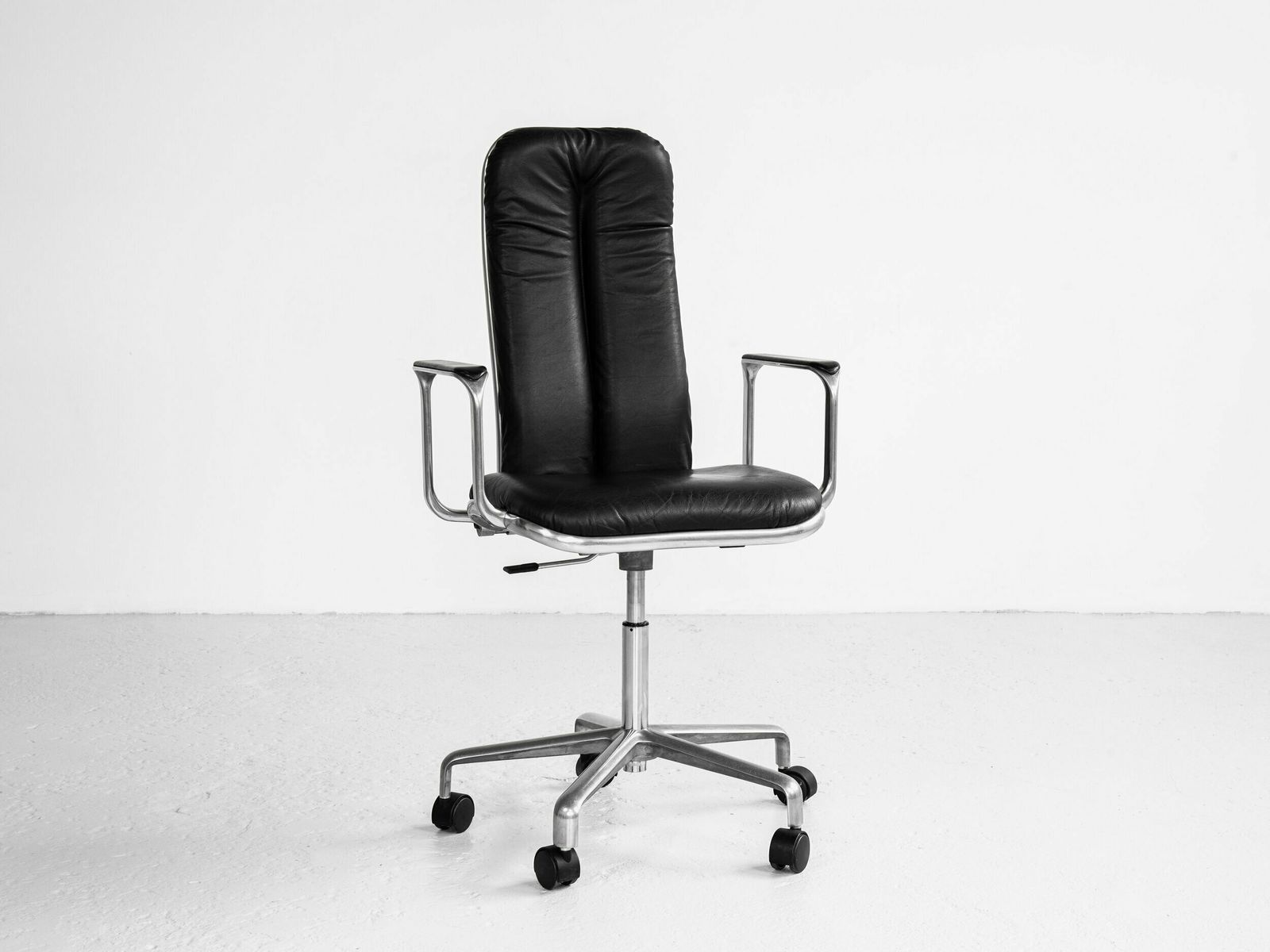 Midcentury English Desk Chair By Frederick Scott For Hille 1970s