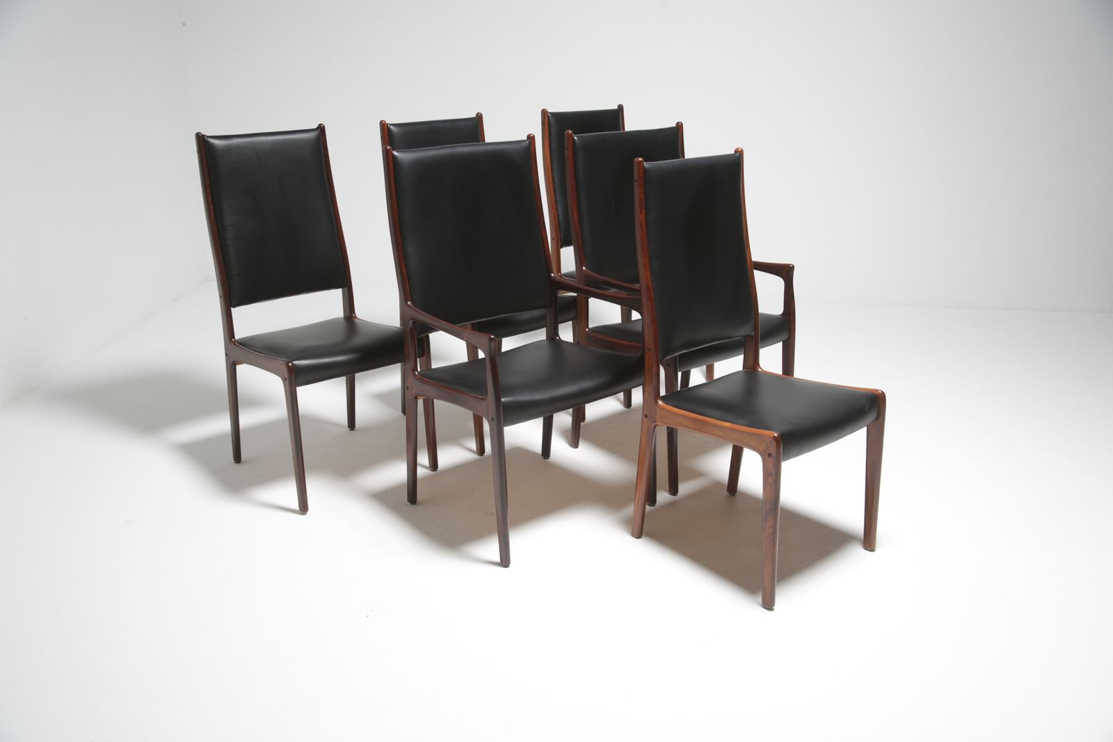 Johannes Andersen Rosewood Dining Chairs For Mogens Kold photo Furniture