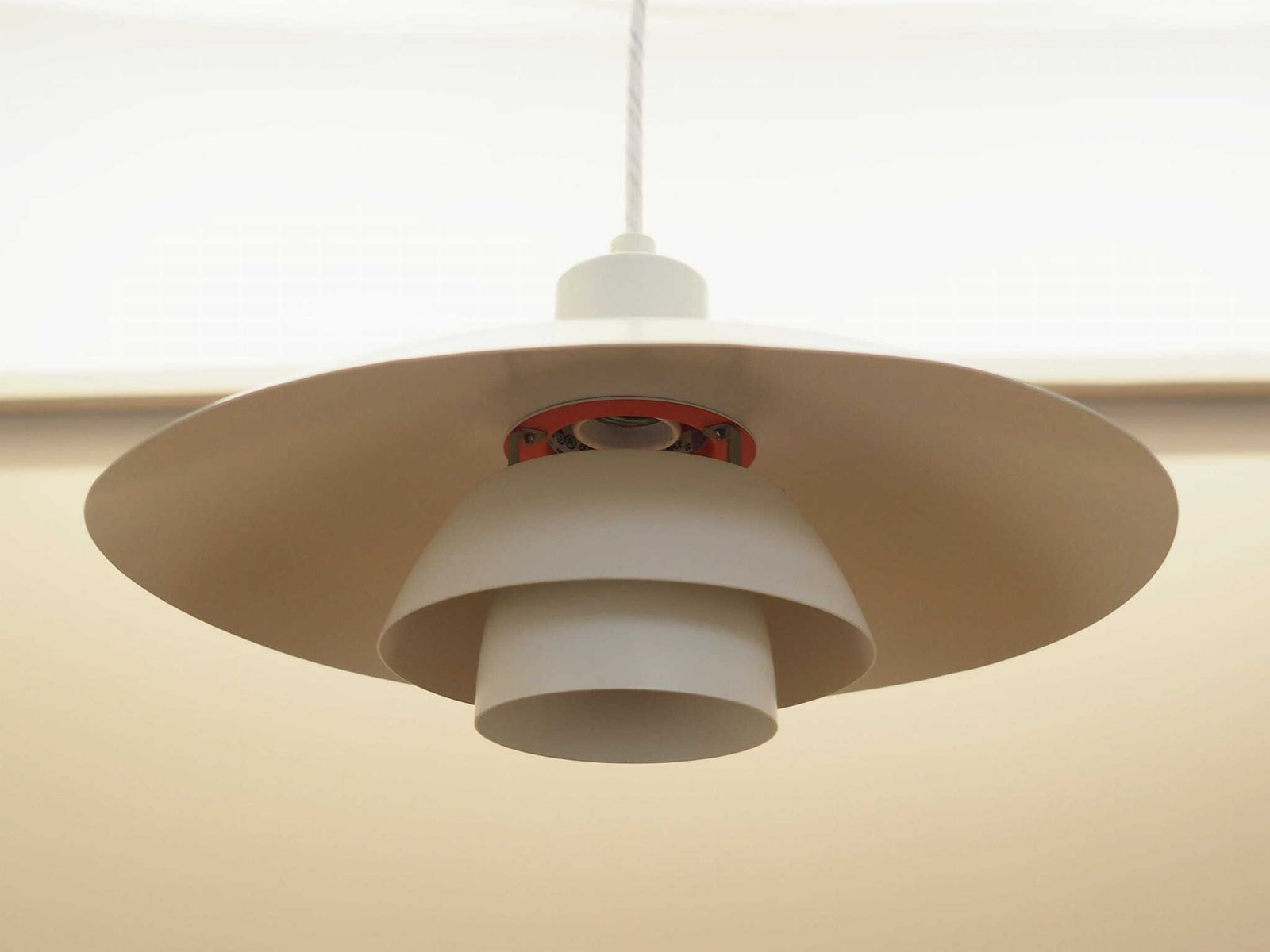 Hanglamp, Deens Design, Jaren 1960, Ontwerper: Poul Henningsen, Fabrikant: Louis Poulsen photo for sale