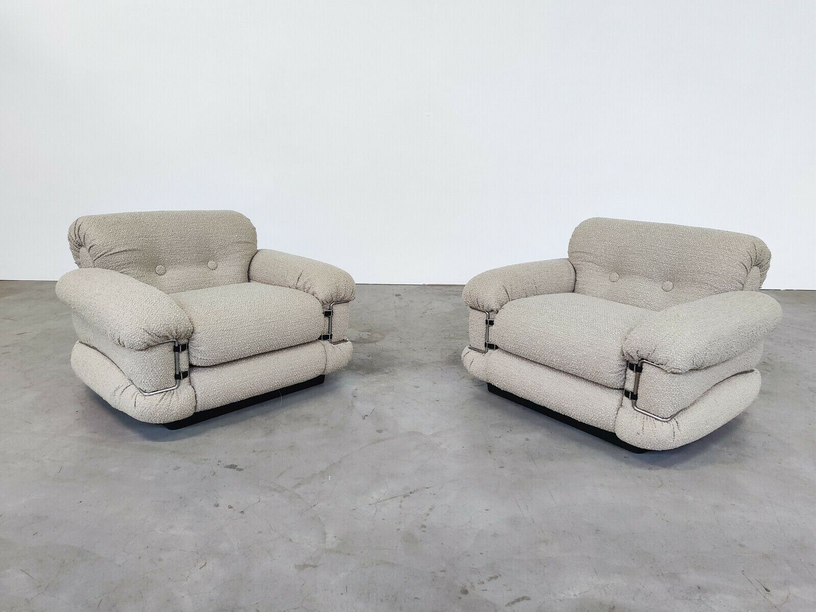 Pair Of Italian Mid Century Modern Armchairs In Beige Boucle