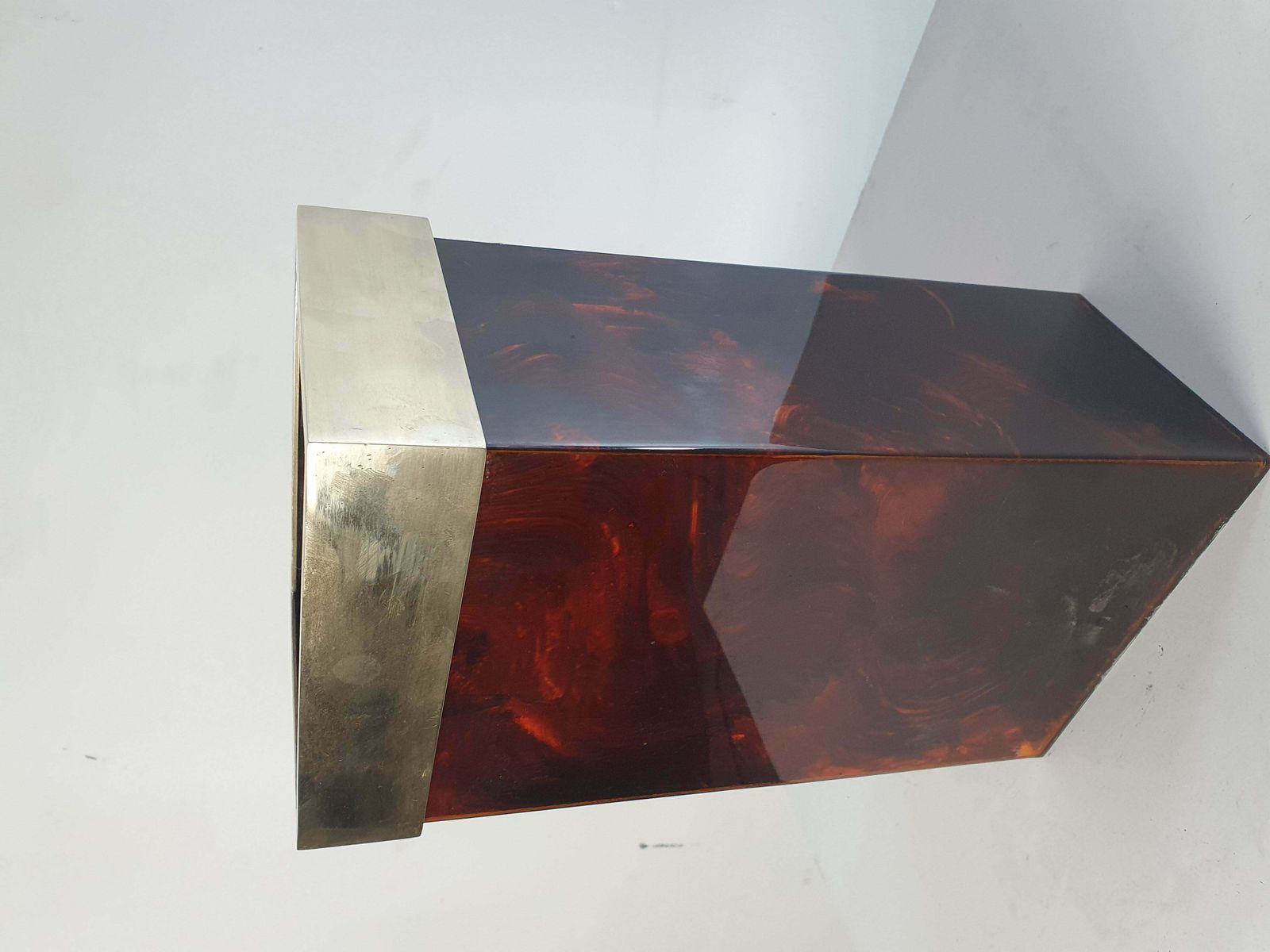Italian Vase In Tortoise Lucite 1970s photo 600.0