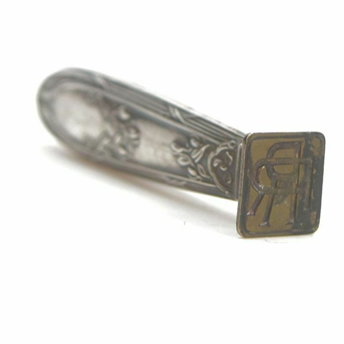 Collectible Silver Or Silver Metal Seal photo 89.0