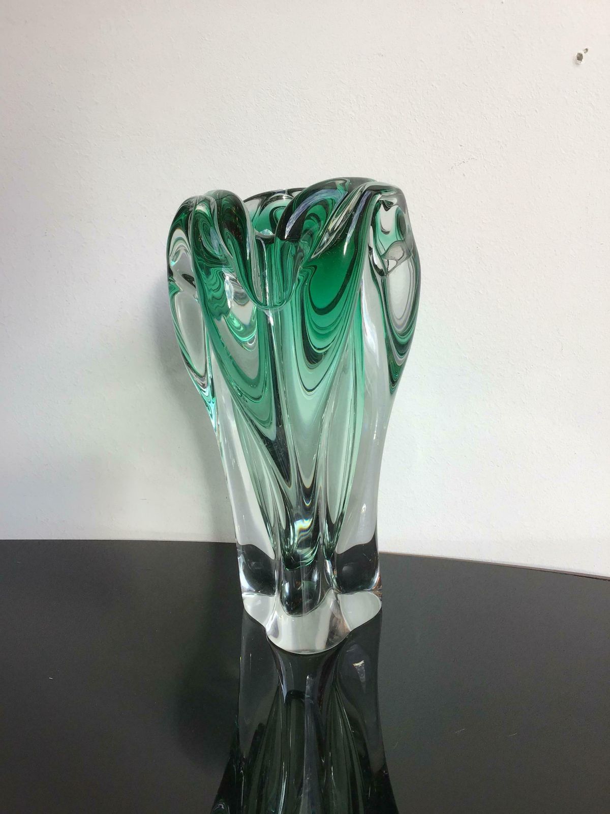 Seguso Vase Green Murano Glass 1950 Italy photo for sale