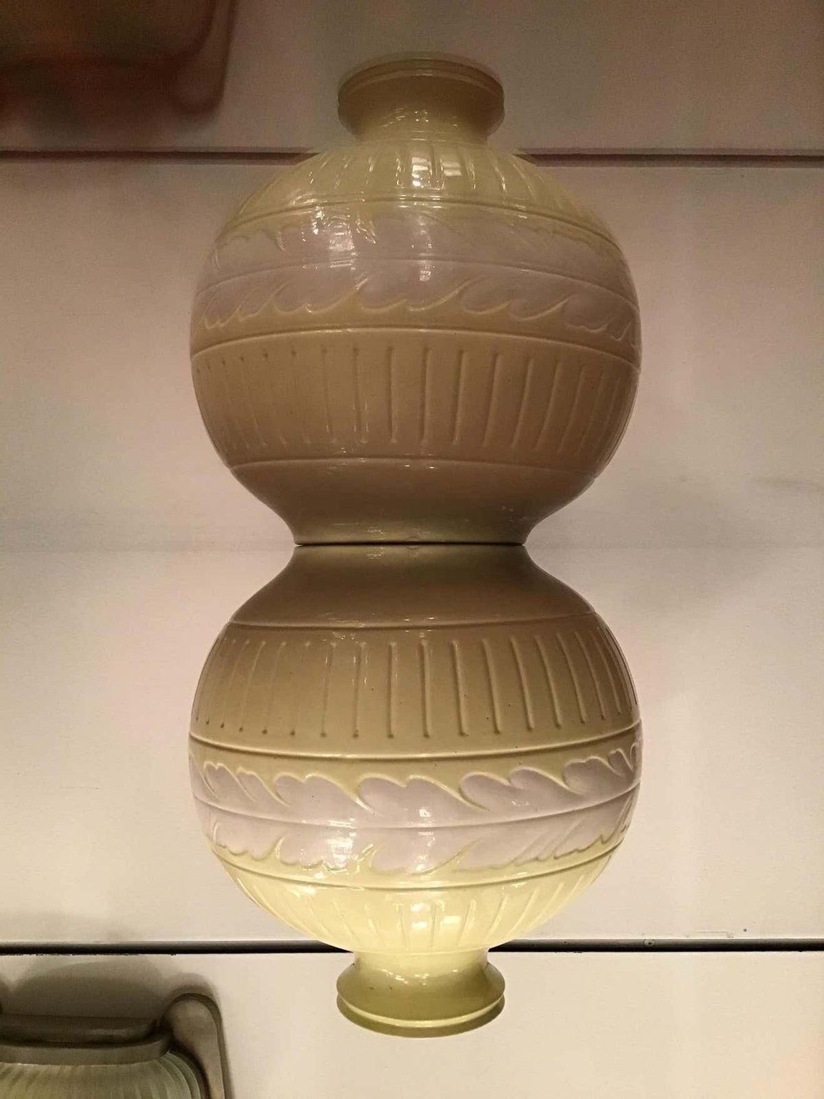 Richard Ginori Giovanni Gariboldi Vase Yellow White Ceramic, 1945, Italy photo vinterior