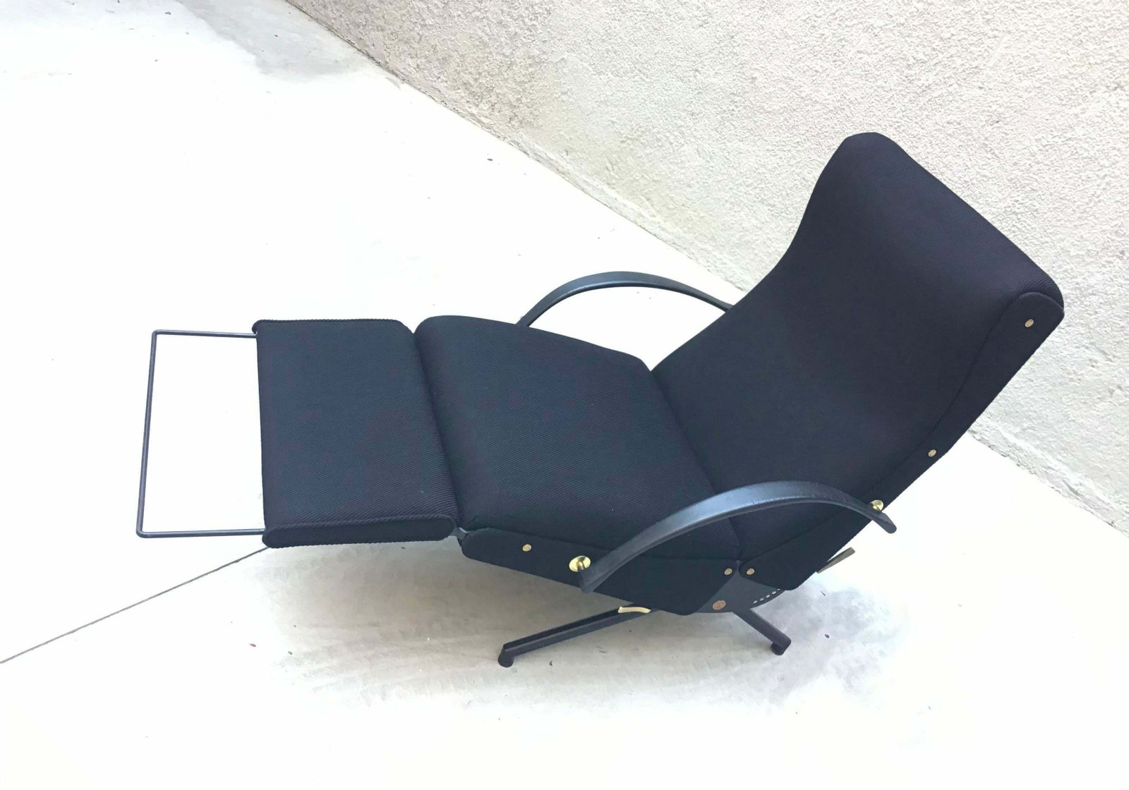 photo for sale Osvaldo Borsani P40 Chaise Long Tecno Iron Brass Cloth 1955 Italy