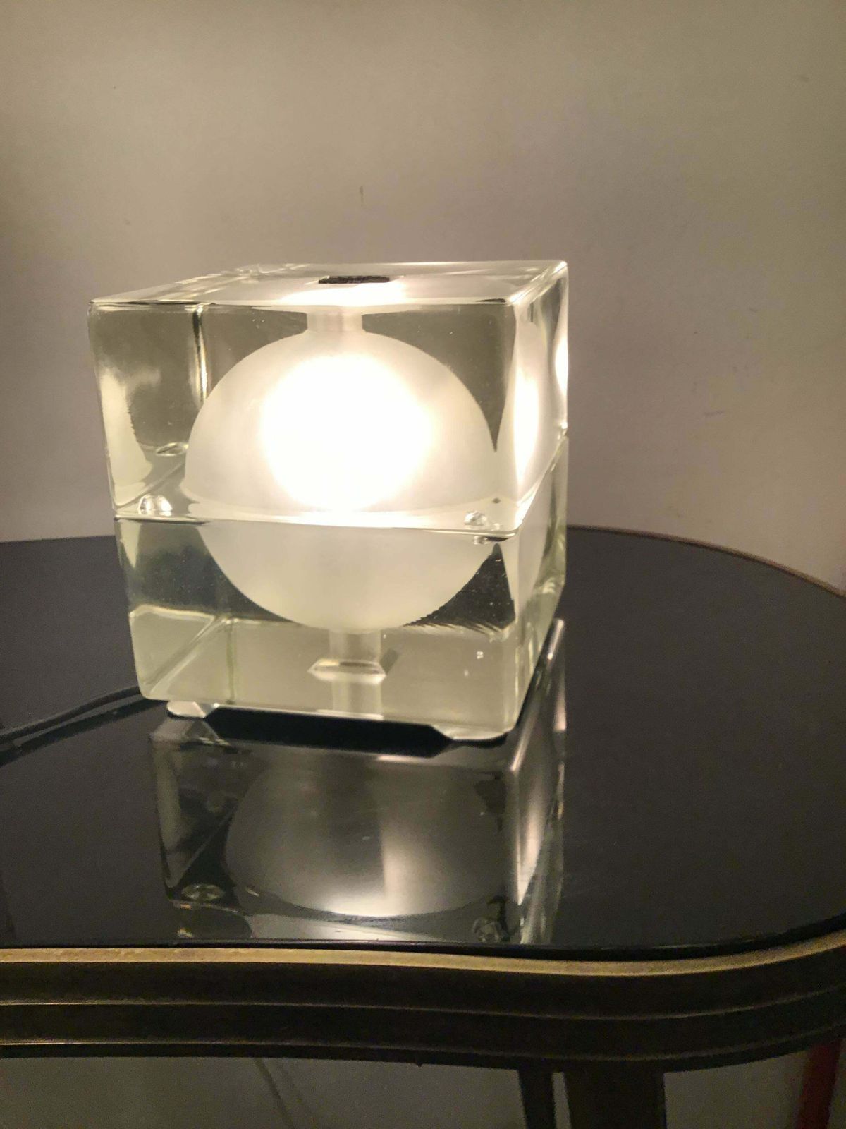 photo furniture Alessandro Mendini “Cubosfera” Table Lamp Metal Crome Glass 1968 Italy
