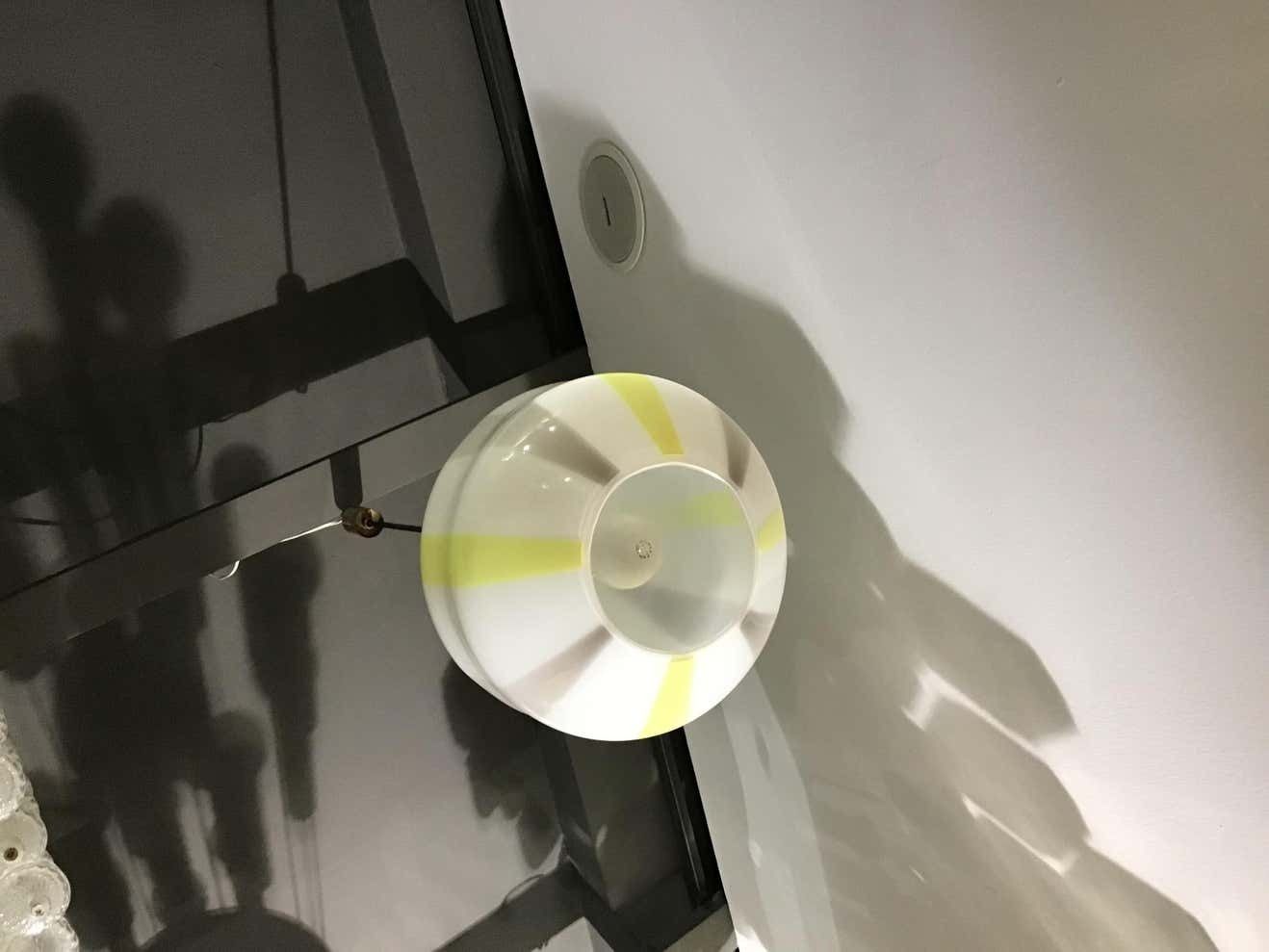 photo vintage Venini Vignelli Chandelier Murano Yellow White Grey Glass Brass, 1950