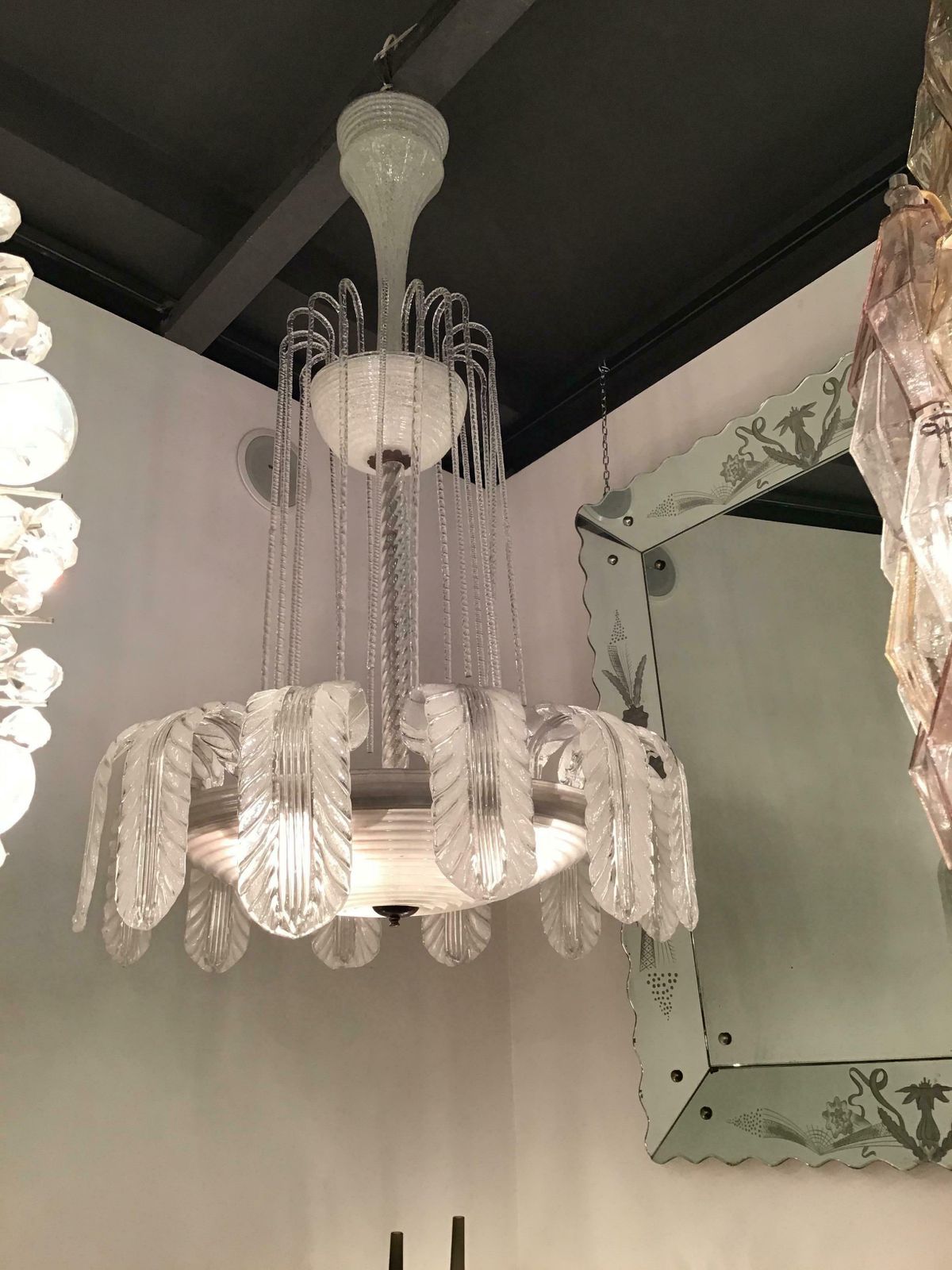 photo furniture Barovier E Toso Chandelier Murano Glass Brass, 1930, Italy