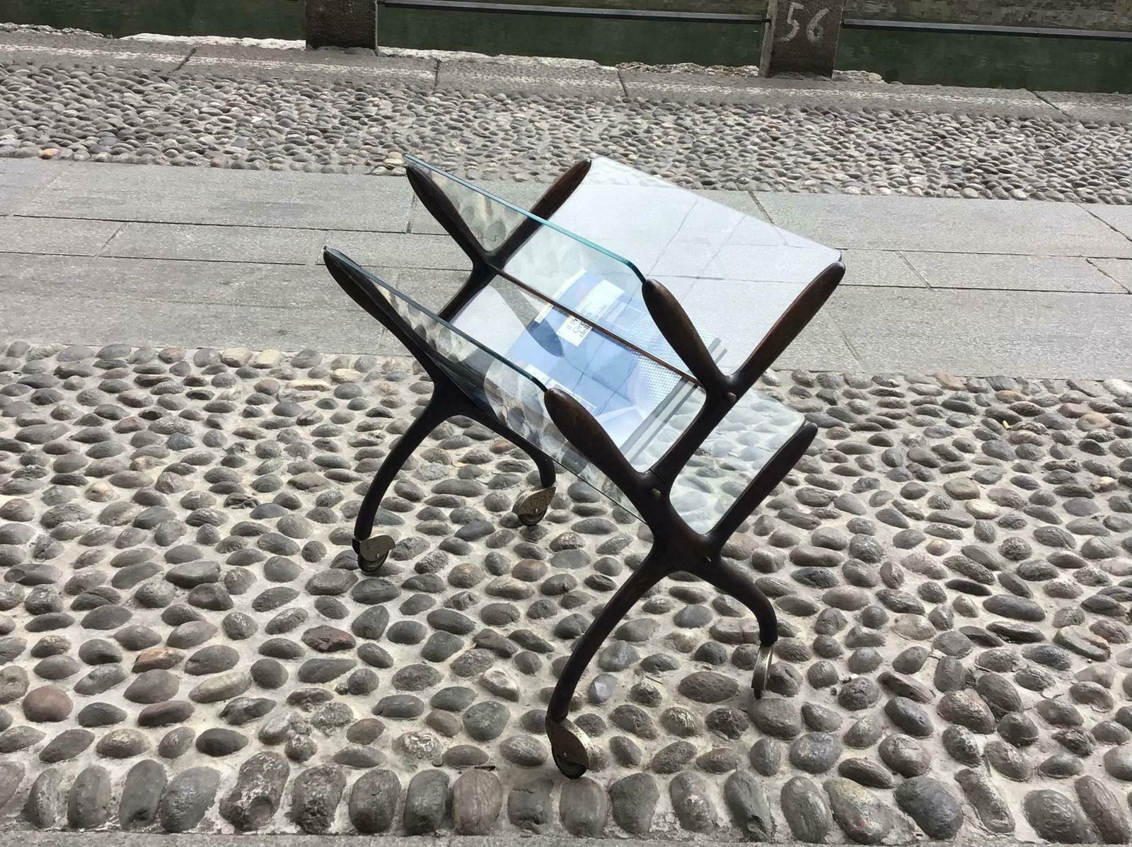 photo buy Ico Parisi Magazine Rack Wood Glass Brass 1950 Italy