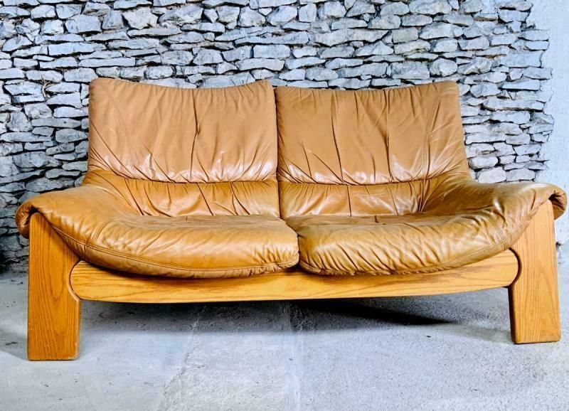 Salon Maison Regain In Wood And Leather