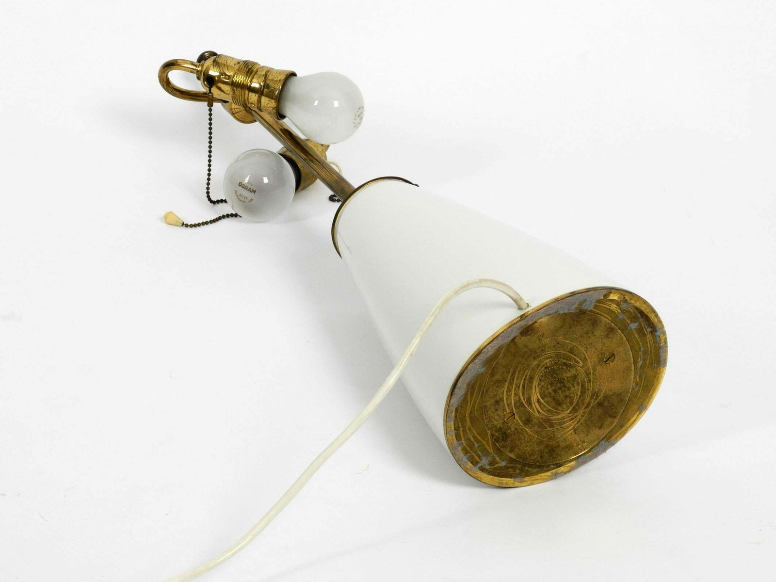 photo furniture Large Elegant 1960s Kpm Table Lamp In Porcelain And Pleated Silk Lampshade