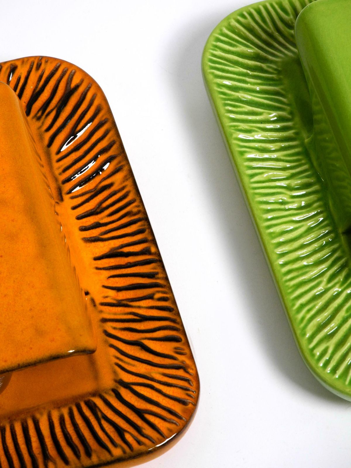 Pair Of Extraordinary Orange And Green Glazed 60s Ceramic Wall Lights By Kaiser photo vinterior