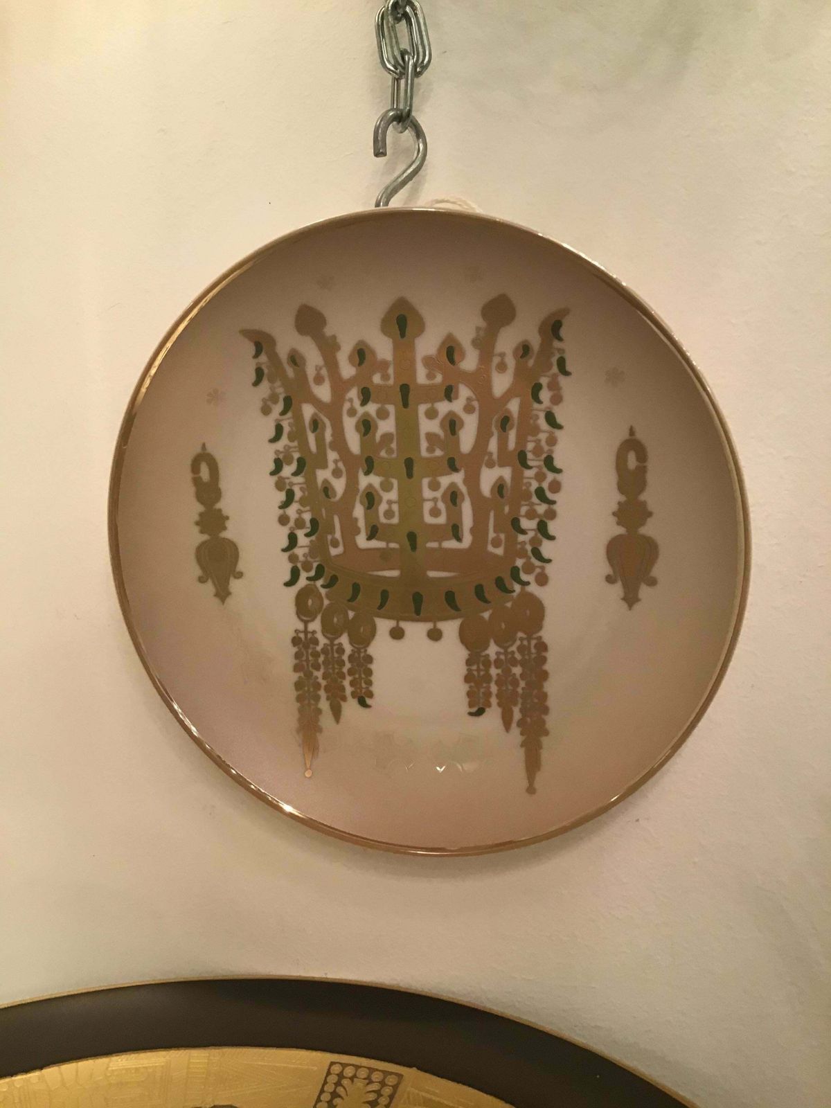 Morbelli Porcelain “Dinastia Silla” Wall Plates Worked With Pure Gold 1960 Italy photo for sale