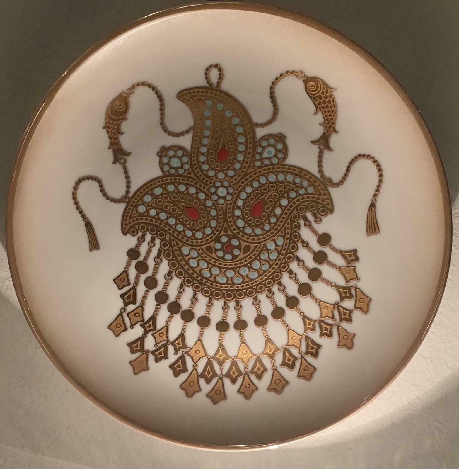 photo furniture Morbelli Porcelain Wall Plates Worked With Pure Gold, 1960, Italy