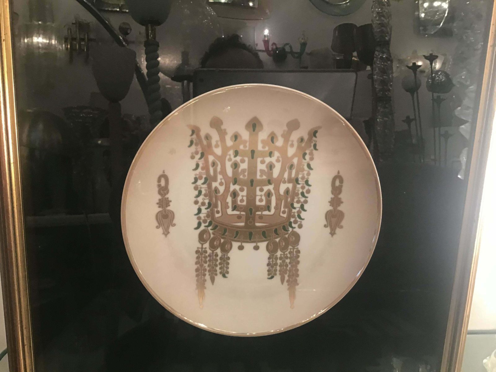 photo vinterior Morbelli Porcelain Wall Plates Worked With Pure Gold 1960 Italy