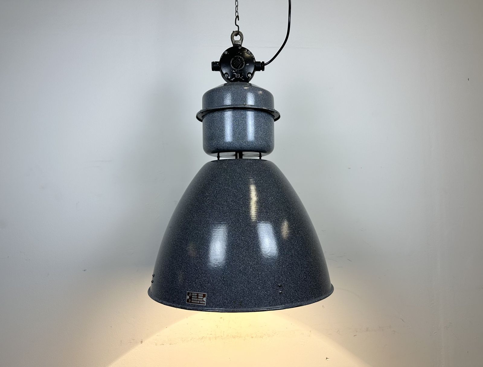 photo buy Large Grey Enamel Industrial Factory Lamp From Elektrosvit, 1960s
