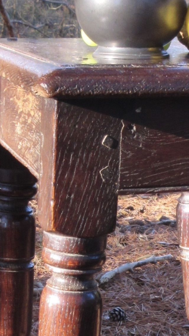 photo vinterior English Mid – 17th Century Oak Joint Stool, Circa 1650