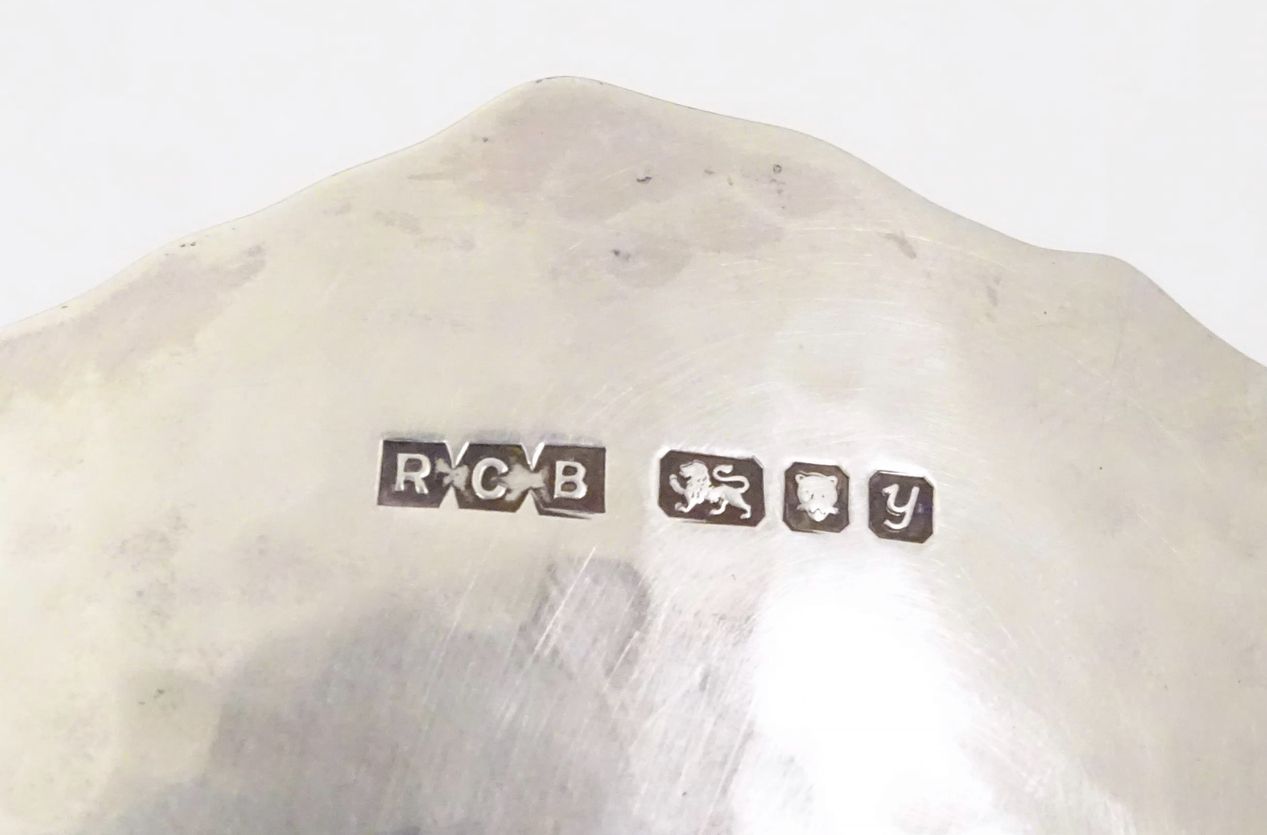 A Queen Elizabeth II Silver Bowl photo 895.0