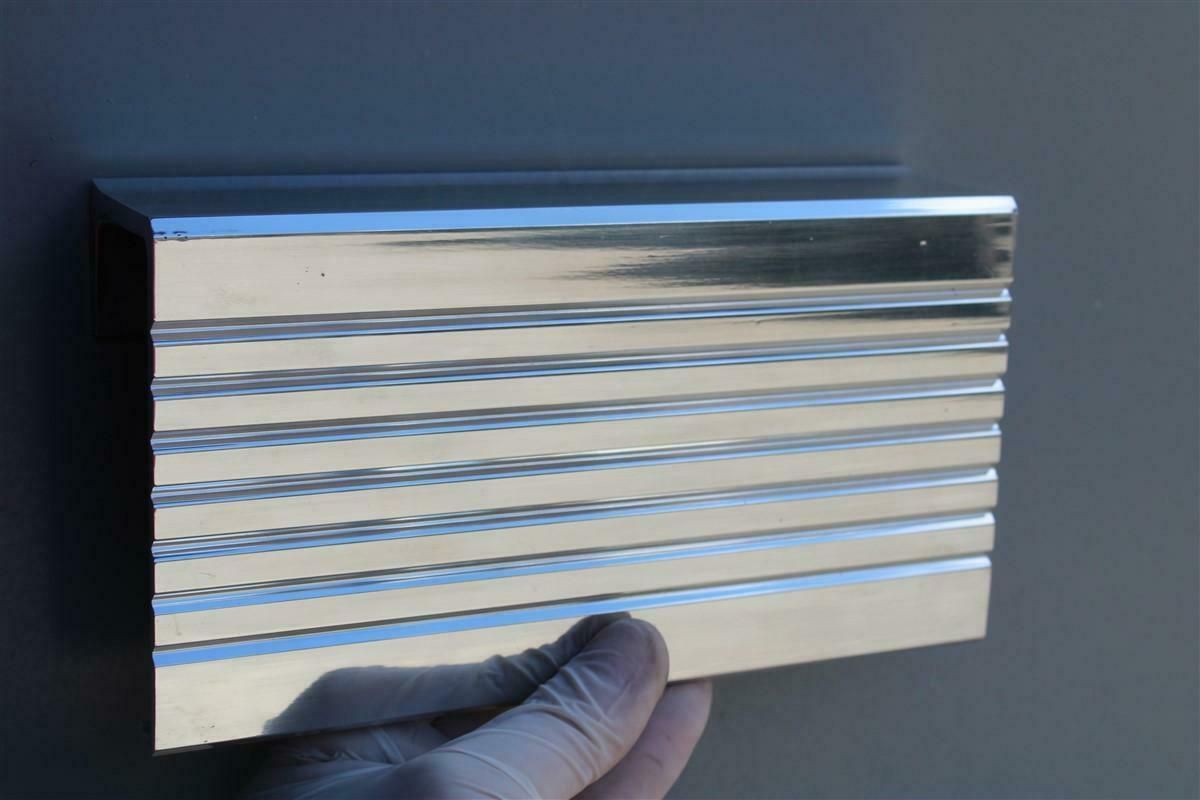 photo furniture Rectangular Handles With Grooves In Chromed Aluminium Italy Design