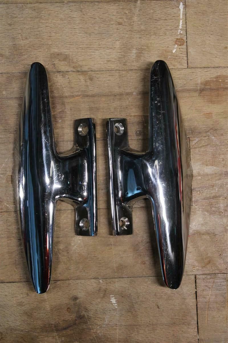 Pair Of Italian 1950s Handles In Chromed Brass Aeroplane Tail Silver photo for sale