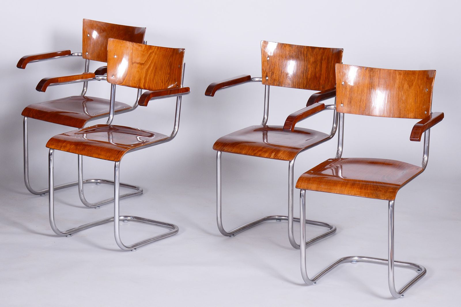 Set Of 4 Restored Bauhaus Beech Armchairs Designed By Mart Stam, 1930s, Czechia, High Gloss