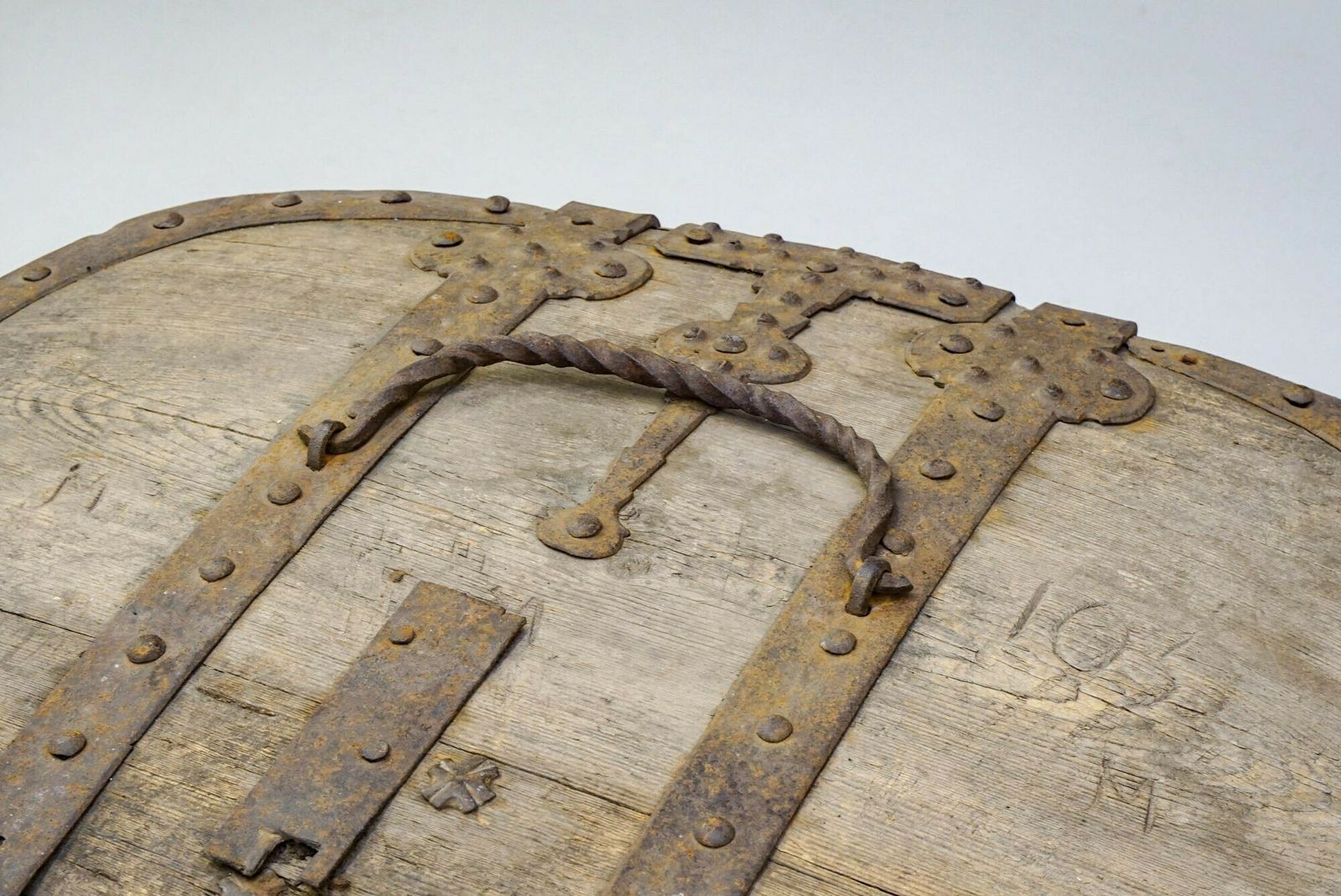 Metal Bound Box, 1800s, Iron, Antique photo 620.0