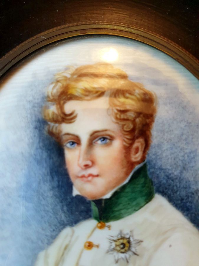 Miniature Medallion Aiglon Portrait Napoleon II Ivory Painted photo vinterior